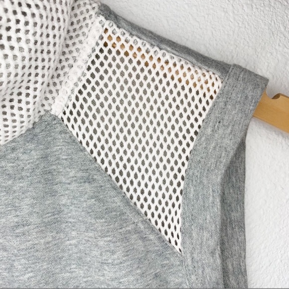 Fabletics - Temecula Zip Up Vest  Mesh Inserts - Gray & White - Size Medium - Picture 5 of 16